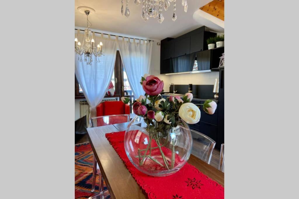 Tabla - Confort Ed Eleganza A 100 Mt Dagli Impianti Aprica Εξωτερικό φωτογραφία